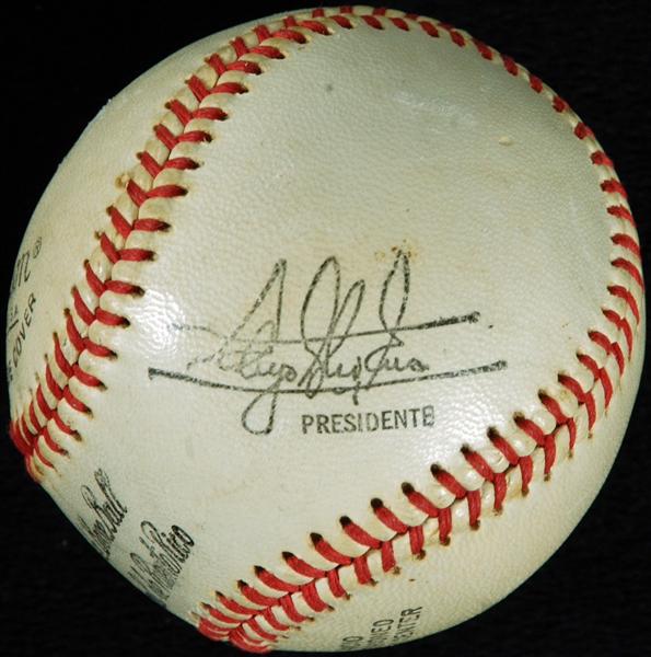 Roberto Clemente Single-Signed Wilson Puerto Rican Pro Baseball (PSA/DNA)