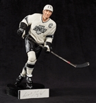 Wayne Gretzky Signed Gartlan Figurine (Artists Proof) (BAS)